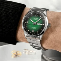 M038.431.11.097.00 6 wrist 1