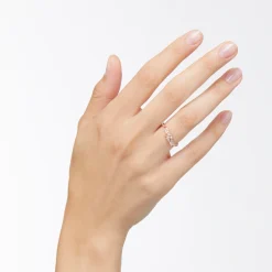 Alternative view of Anello nodo in oro rosa 9K con 6 diamanti