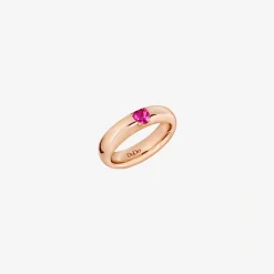 Anello cuore in oro rosa con rubino sintetico