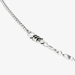 Alternative view of Collana nodo in argento 925 con chiusura moschettone nodo.