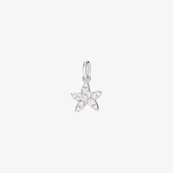 Ciondolo stellina in oro bianco rodiato con diamanti.