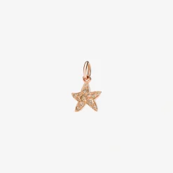 Ciondolo stellina in oro rosa con diamanti.