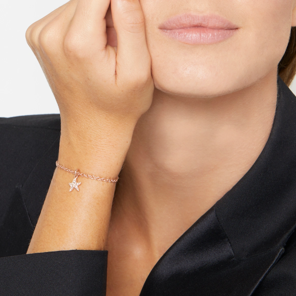 Ciondolo stellina in oro rosa con diamanti. 4 Ciondolo stellina in oro rosa con diamanti. - immagine 4